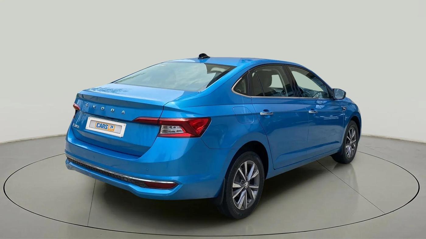 2022 Skoda SLAVIA STYLE 1.0L TSI AT, Petrol, Automatic, 40,293 km, Right Back Diagonal