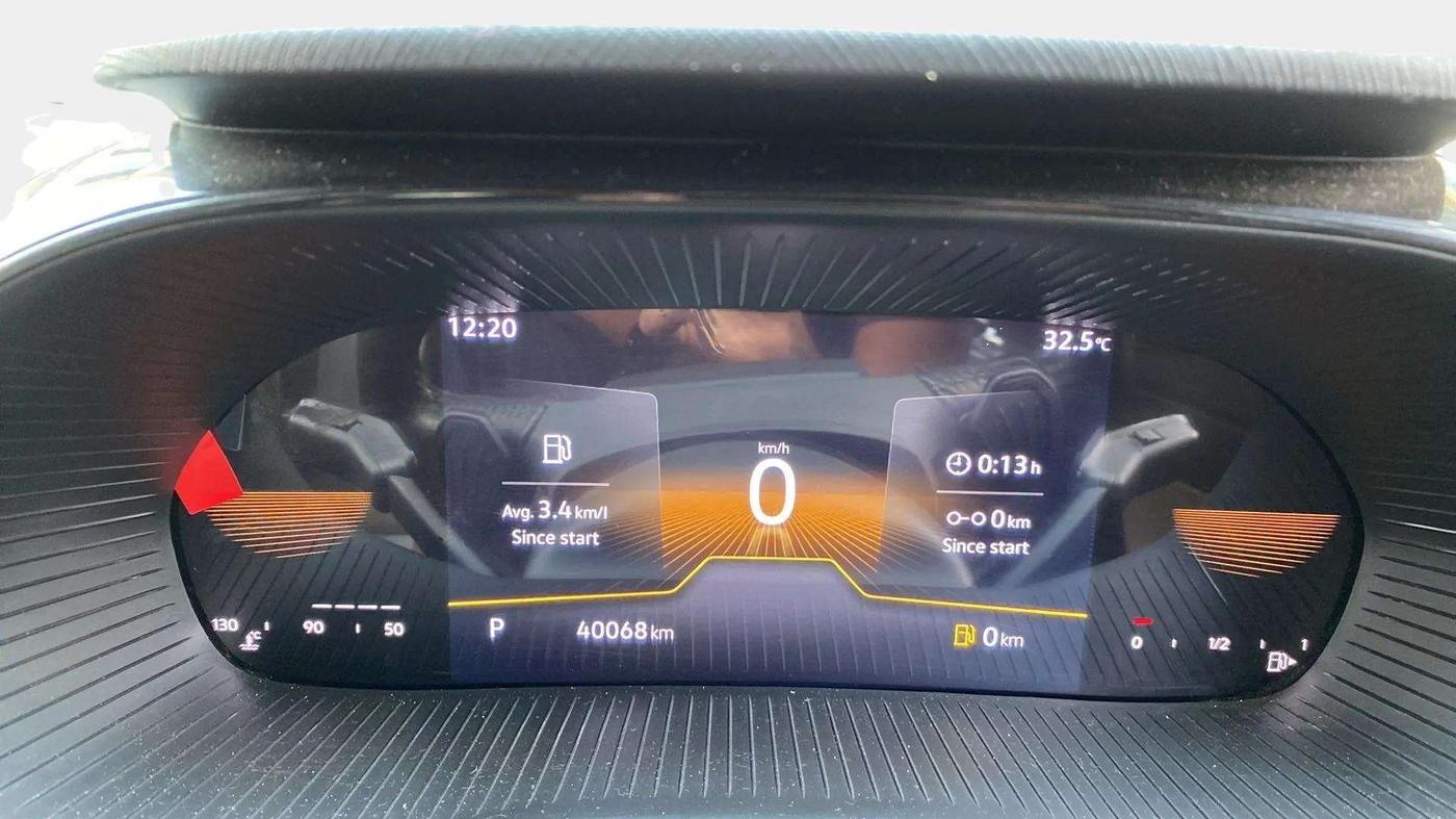2022 Skoda SLAVIA STYLE 1.0L TSI AT, Petrol, Automatic, 40,293 km, Odometer Image