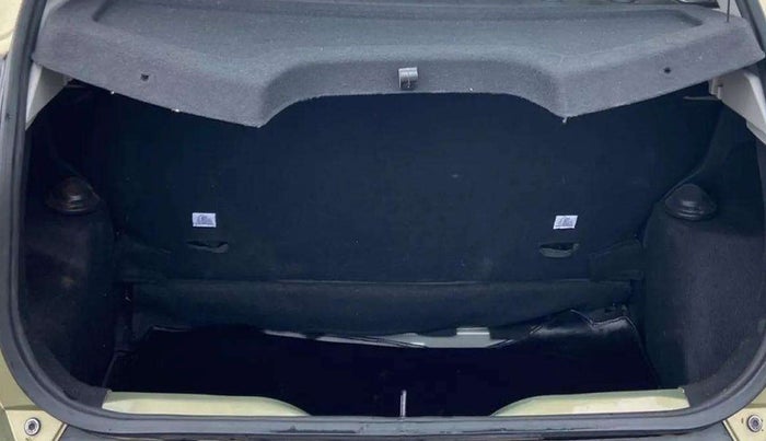 2022 Tata PUNCH CREATIVE 1.2 AMT KAZIRANGA EDITION , Petrol, Automatic, 17,760 km, Boot Inside