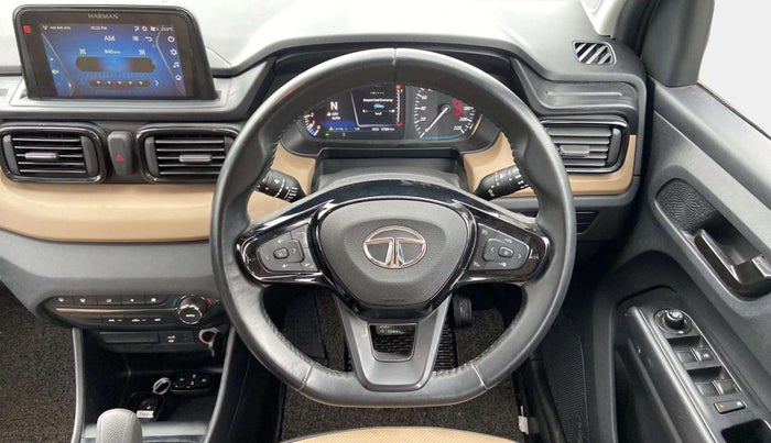 2022 Tata PUNCH CREATIVE 1.2 AMT KAZIRANGA EDITION , Petrol, Automatic, 17,760 km, Steering Wheel Close Up