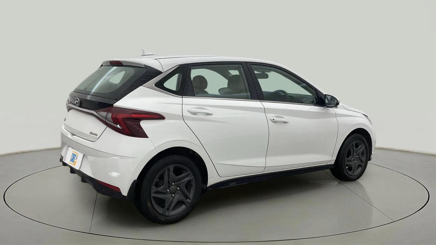 2021 Hyundai NEW I20 SPORTZ 1.2 MT, Petrol, Manual, 43,666 km, Right Back Diagonal