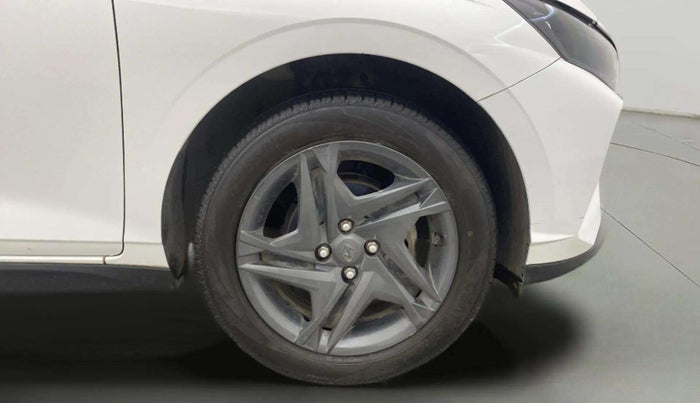2021 Hyundai NEW I20 SPORTZ 1.2 MT, Petrol, Manual, 43,666 km, Right Front Wheel