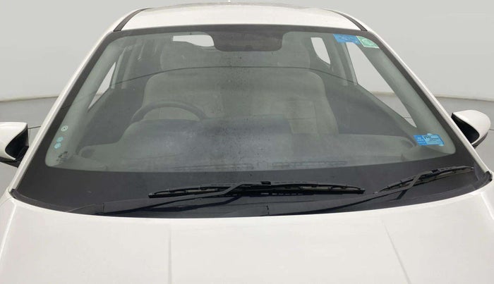 2021 Hyundai NEW I20 SPORTZ 1.2 MT, Petrol, Manual, 43,666 km, Front Windshield