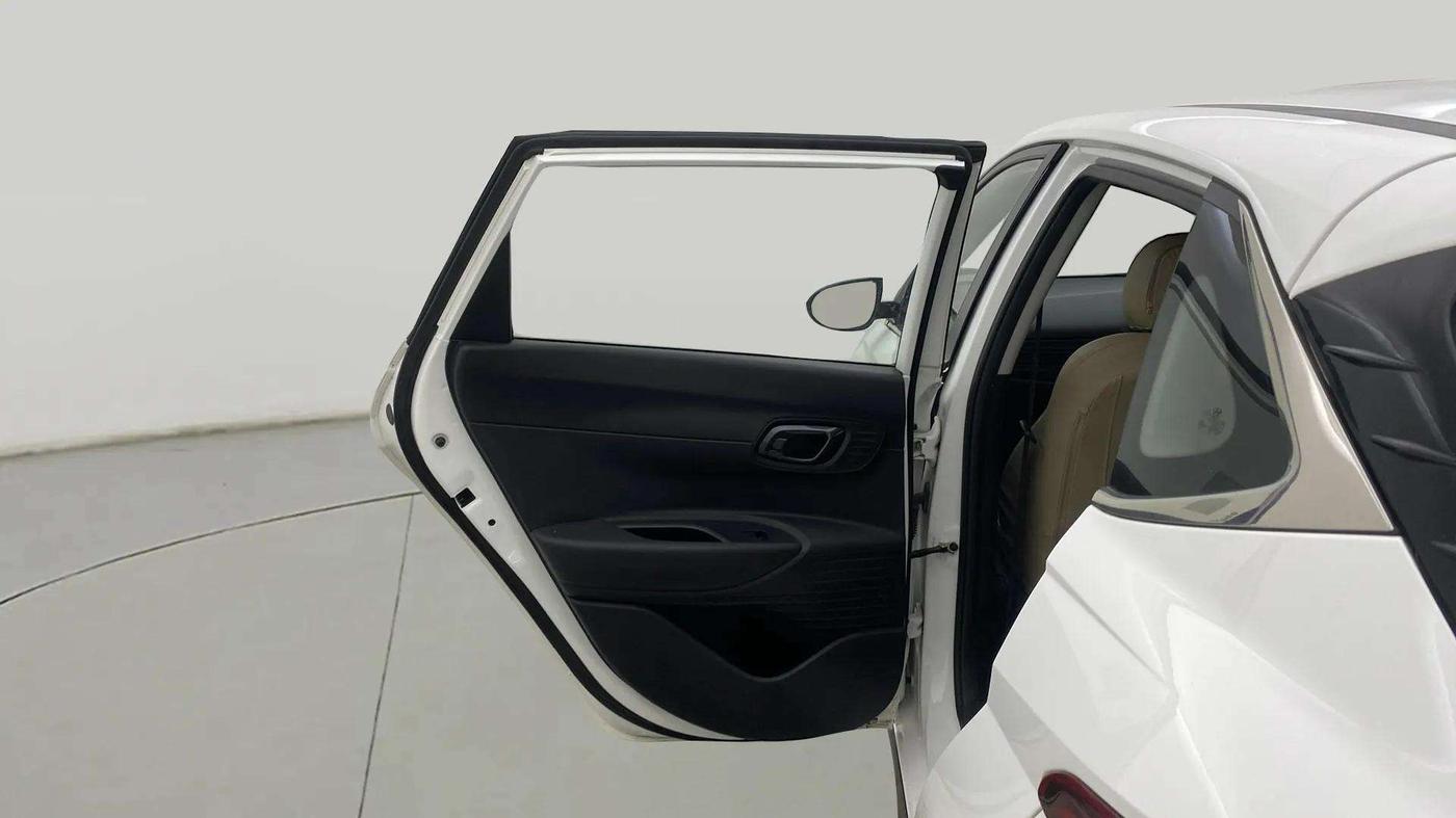 2021 Hyundai NEW I20 SPORTZ 1.2 MT, Petrol, Manual, 43,666 km, LHS Rear Door