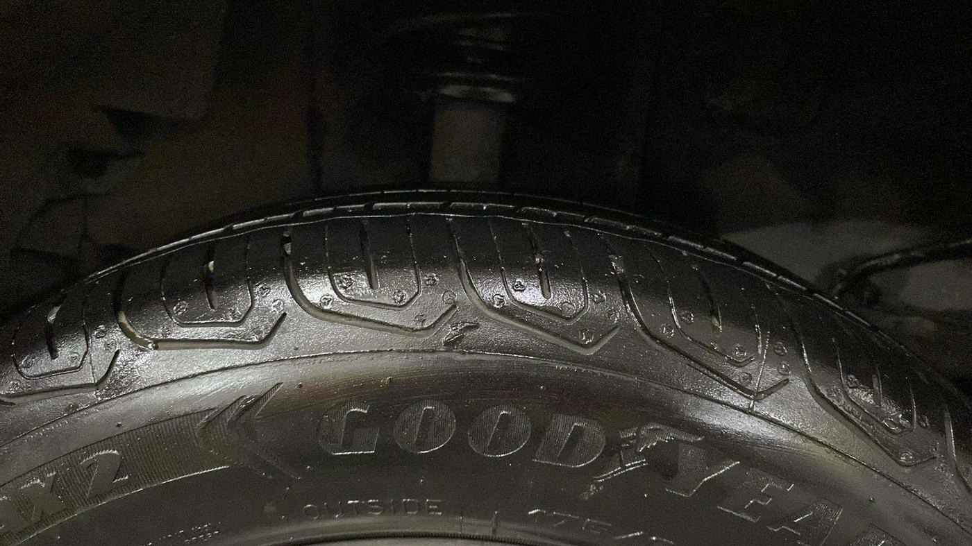 2022 Tata Tiago XT CNG, CNG, Manual, 16,321 km, Right Rear Tyre Tread