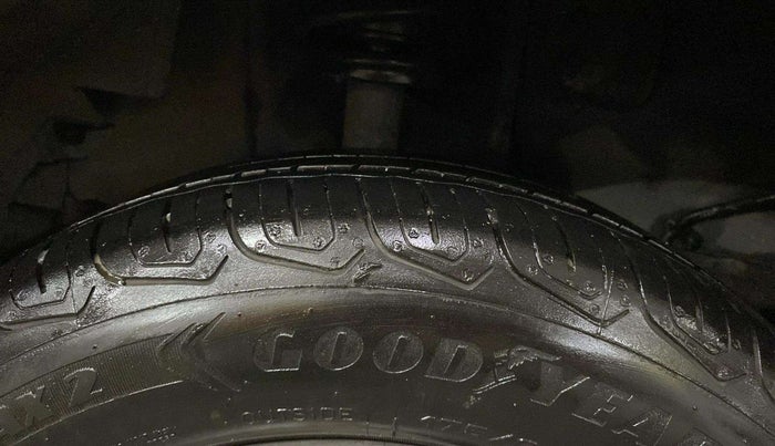 2022 Tata Tiago XT CNG, CNG, Manual, 16,284 km, Right Rear Tyre Tread