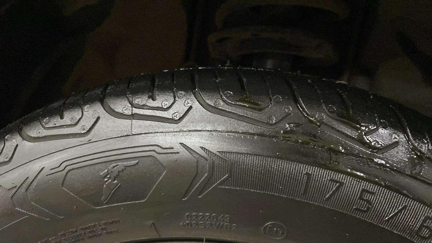 2022 Tata Tiago XT CNG, CNG, Manual, 16,321 km, Left Front Tyre Tread