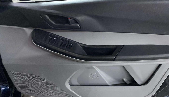 2022 Tata Tiago XT CNG, CNG, Manual, 16,284 km, Driver Side Door Panels Control