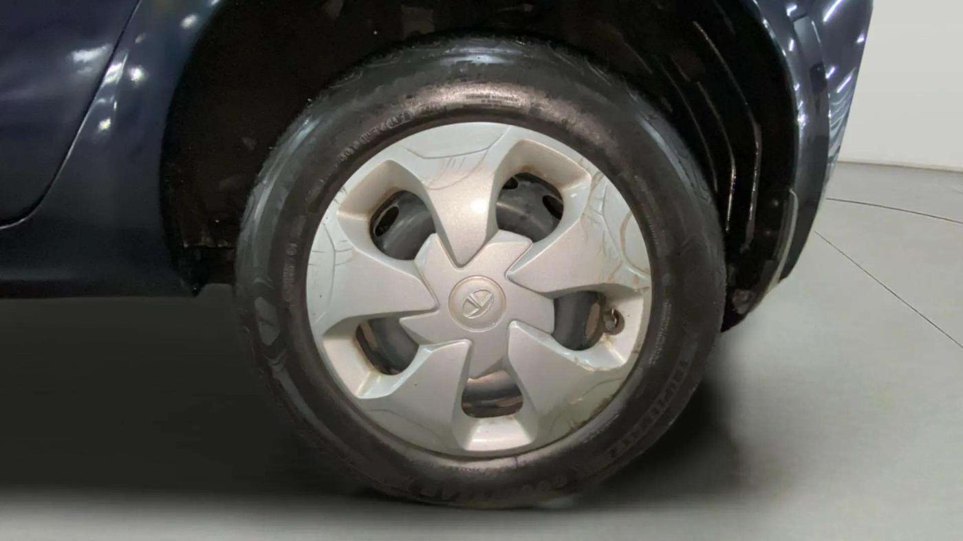 2022 Tata Tiago XT CNG, CNG, Manual, 16,321 km, Left Rear Wheel