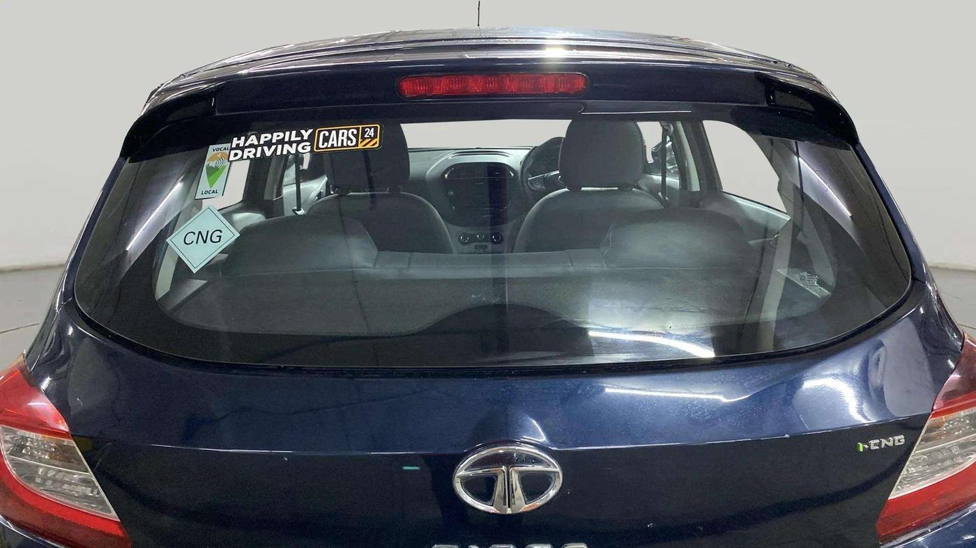 2022 Tata Tiago XT CNG, CNG, Manual, 16,321 km, Rear Windshield