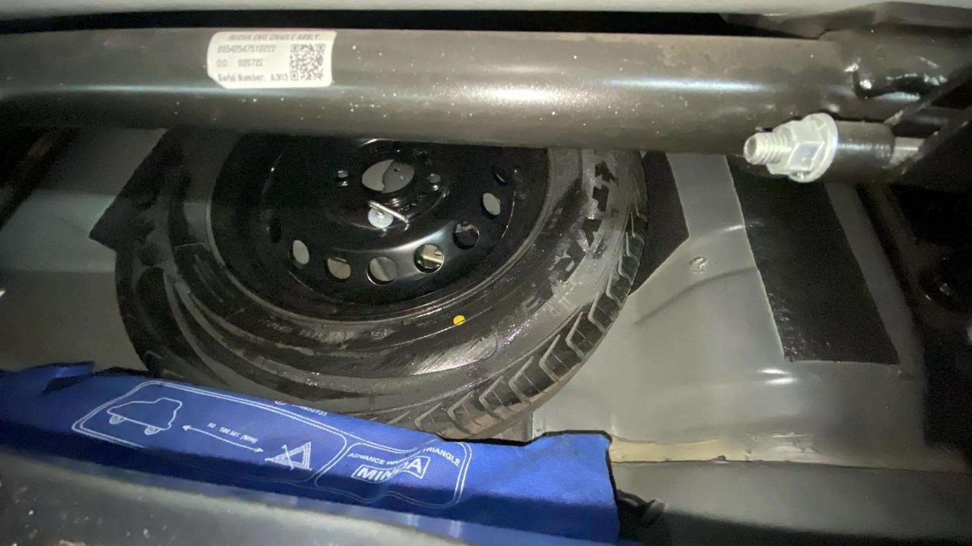 2022 Tata Tiago XT CNG, CNG, Manual, 16,321 km, Spare Tyre