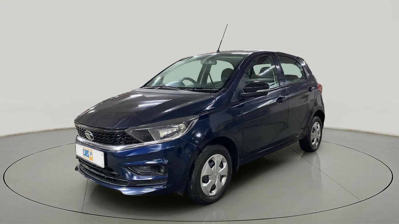 2022 Tata Tiago XT CNG, CNG, Manual, 16,321 km, Left Front Diagonal