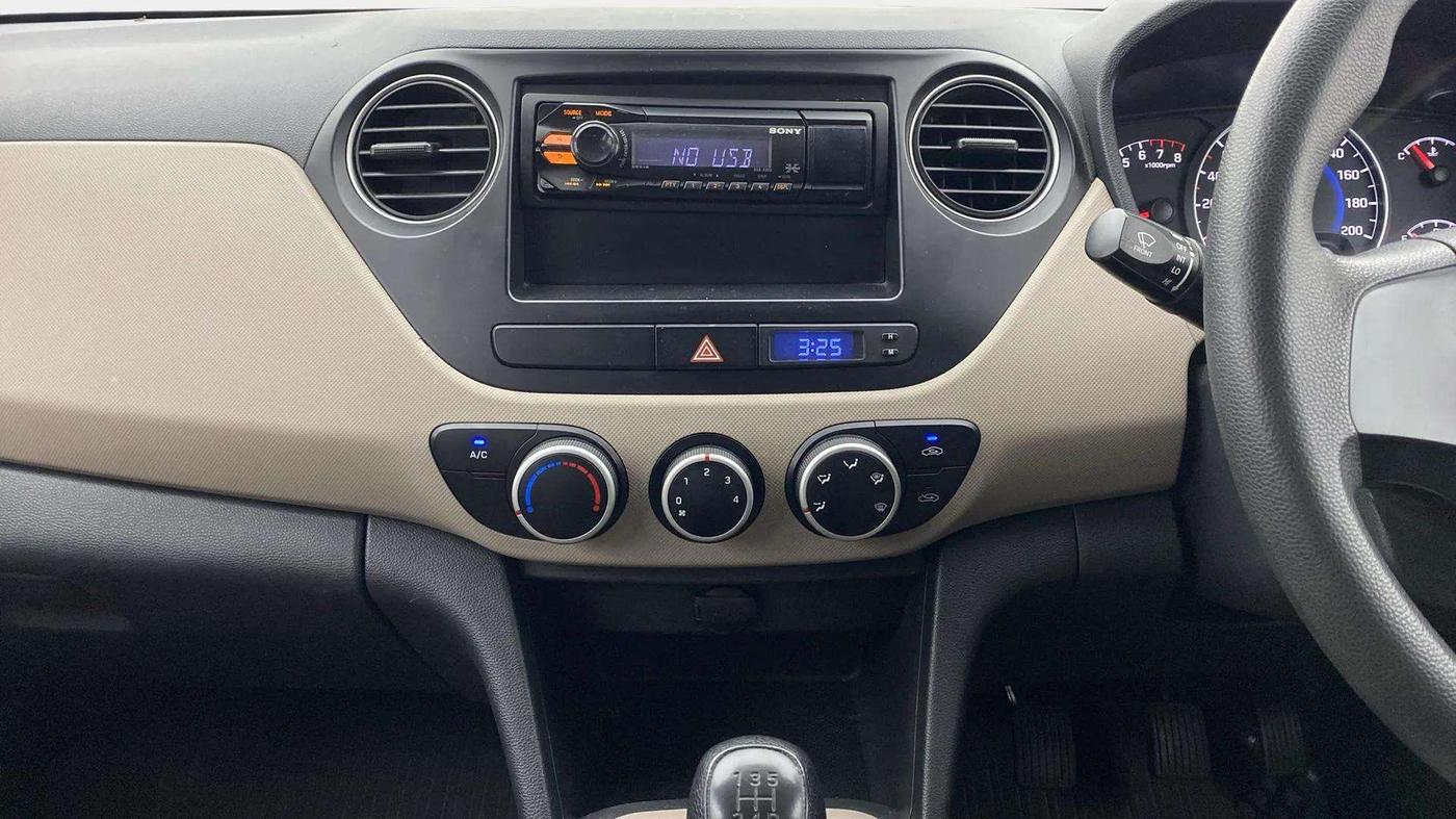 2016 Hyundai Grand i10 MAGNA 1.2 KAPPA VTVT, Petrol, Manual, 70,830 km, Air Conditioner