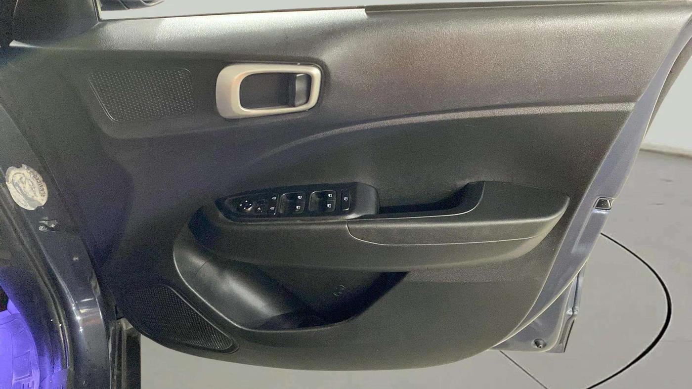 2019 Hyundai VENUE SX PLUS 1.0 TURBO DCT, Petrol, Automatic, 39,013 km, Driver Side Door Panels Control