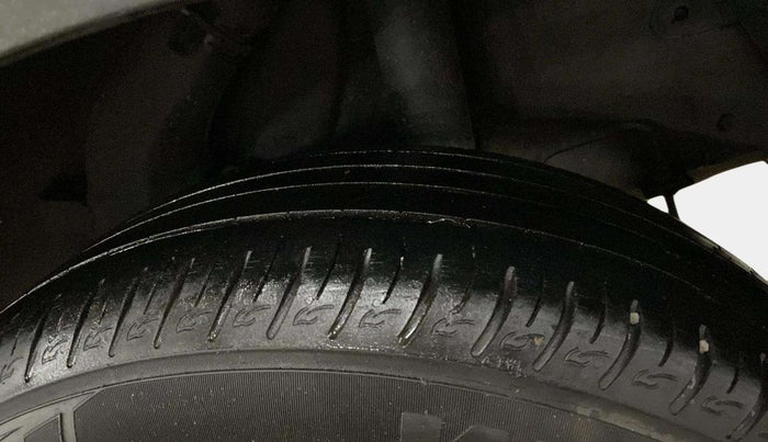 2019 Hyundai VENUE SX PLUS 1.0 TURBO DCT, Petrol, Automatic, 39,013 km, Left Rear Tyre Tread