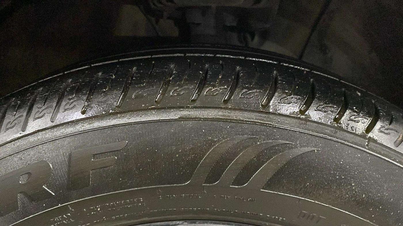 2019 Hyundai VENUE SX PLUS 1.0 TURBO DCT, Petrol, Automatic, 39,013 km, Right Front Tyre Tread