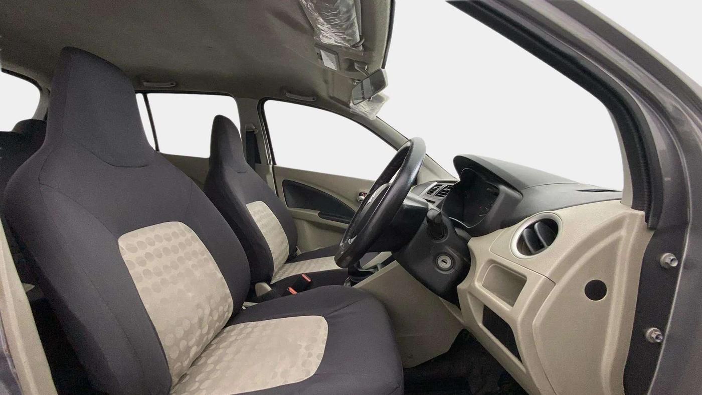 2015 Maruti Celerio VXI, Petrol, Manual, 87,372 km, Right Side Front Door Cabin