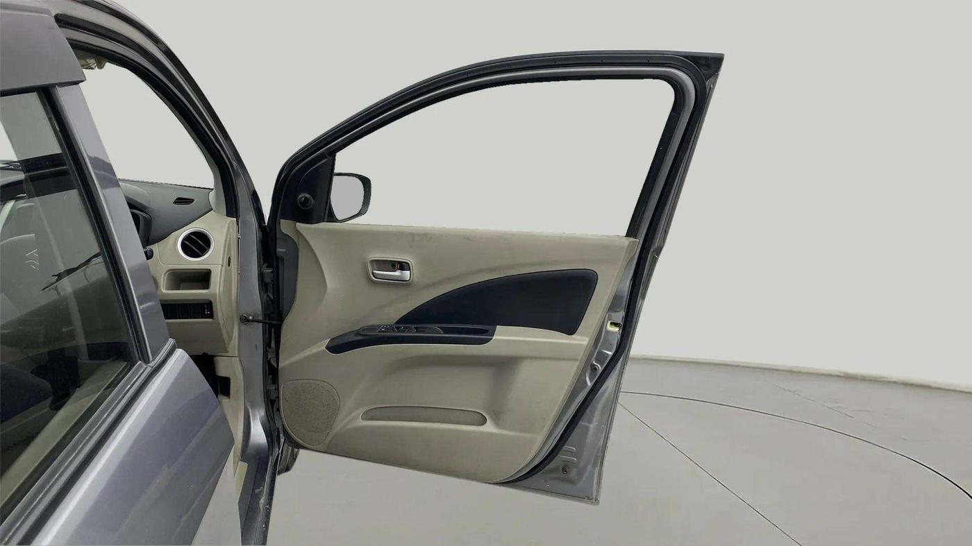 2015 Maruti Celerio VXI, Petrol, Manual, 87,372 km, RHS Front Door