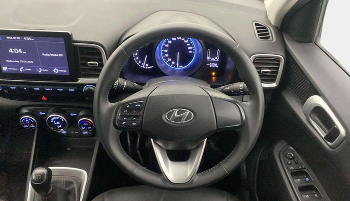 2022 Hyundai VENUE S+ 1.2, Petrol, Manual, 34,117 km, Steering Wheel Close Up