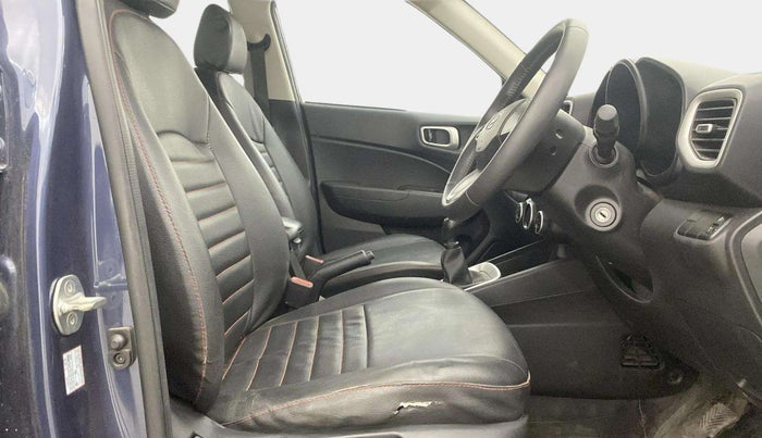 2022 Hyundai VENUE S+ 1.2, Petrol, Manual, 34,117 km, Right Side Front Door Cabin