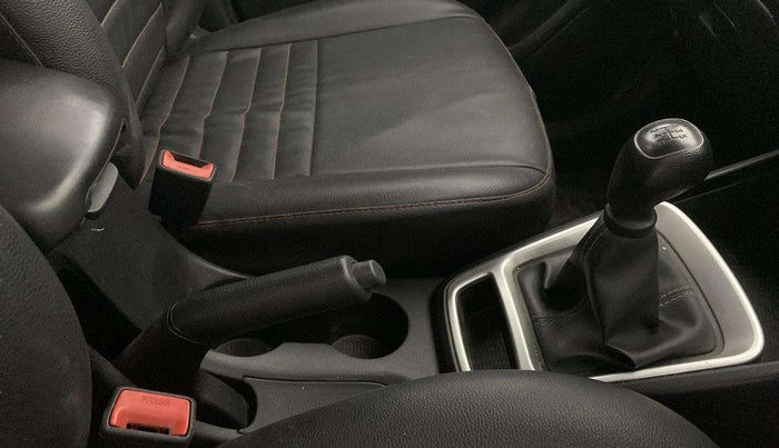 2022 Hyundai VENUE S+ 1.2, Petrol, Manual, 34,117 km, Gear Lever