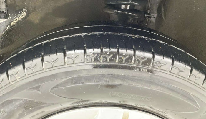 2018 Maruti Alto 800 LXI, Petrol, Manual, 62,669 km, Left Front Tyre Tread