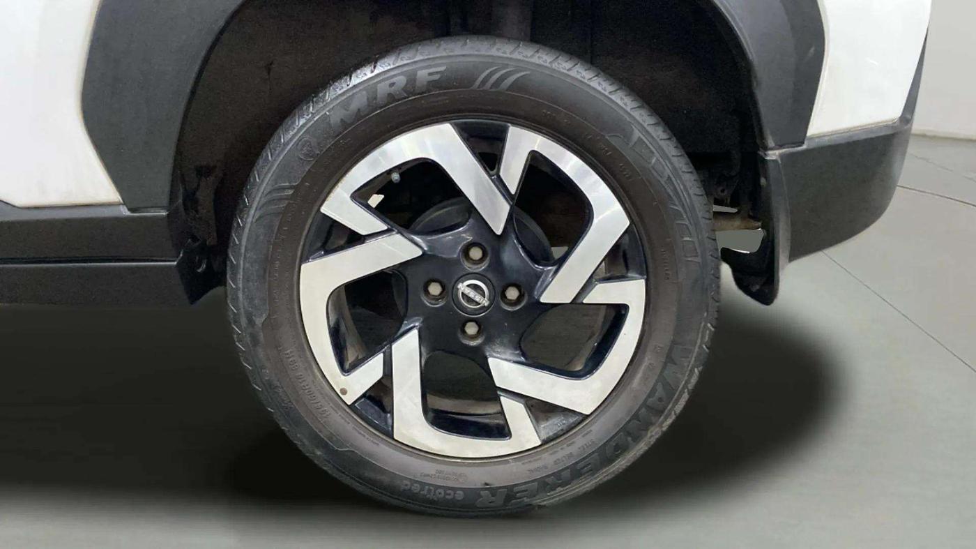 2023 Nissan MAGNITE XE, Petrol, Manual, 11,551 km, Left Rear Wheel
