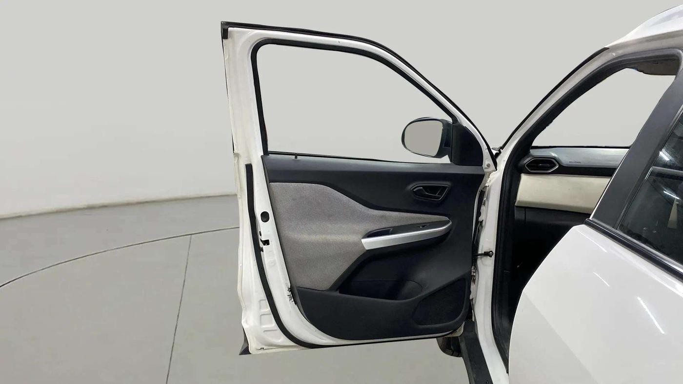 2023 Nissan MAGNITE XE, Petrol, Manual, 11,551 km, LHS Front Door