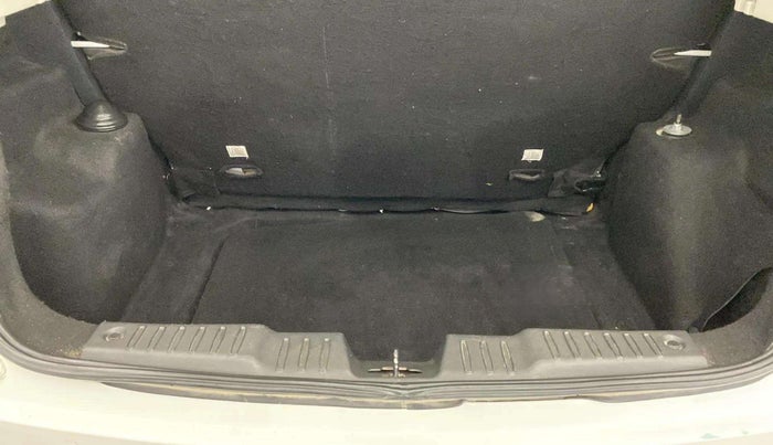 2022 Tata ALTROZ XE PLUS PETROL, Petrol, Manual, 36,599 km, Boot Inside