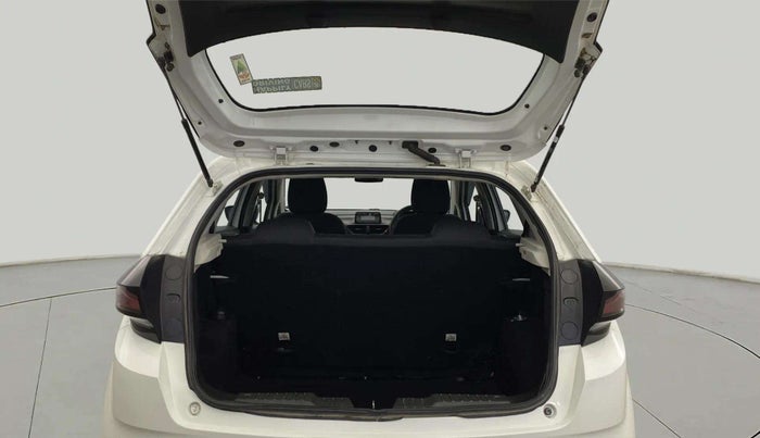 2022 Tata ALTROZ XE PLUS PETROL, Petrol, Manual, 36,599 km, Boot Open Zoomed View