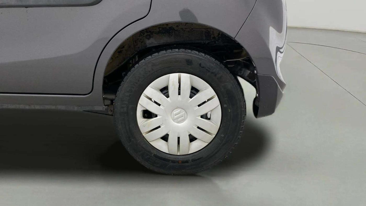 2019 Maruti Alto LXI, Petrol, Manual, 38,157 km, Left Rear Wheel