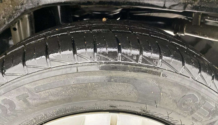 2019 Maruti Alto LXI, Petrol, Manual, 38,157 km, Left Rear Tyre Tread