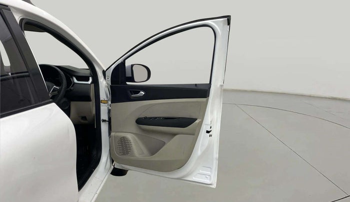2020 Renault TRIBER RXZ, Petrol, Manual, 39,977 km, RHS Front Door