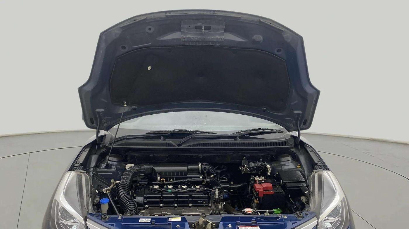 2020 Maruti Baleno ZETA PETROL 1.2, Petrol, Manual, 29,755 km, Open Bonet
