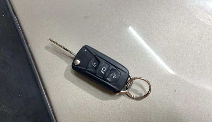 2015 Tata Zest XT 90PS DIESEL, Diesel, Manual, 68,611 km, Key Close Up