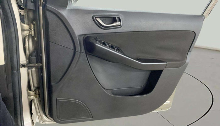2015 Tata Zest XT 90PS DIESEL, Diesel, Manual, 68,611 km, Driver Side Door Panels Control