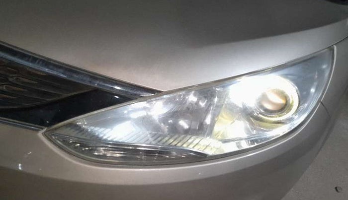 2015 Tata Zest XT 90PS DIESEL, Diesel, Manual, 68,611 km, Left headlight - Daytime running light not functional