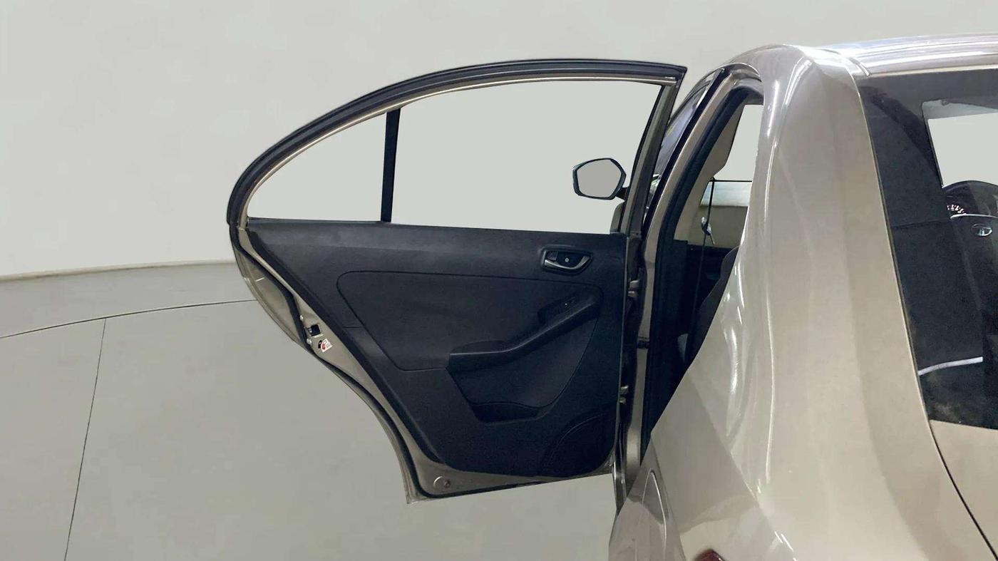 2015 Tata Zest XT 90PS DIESEL, Diesel, Manual, 68,792 km, LHS Rear Door