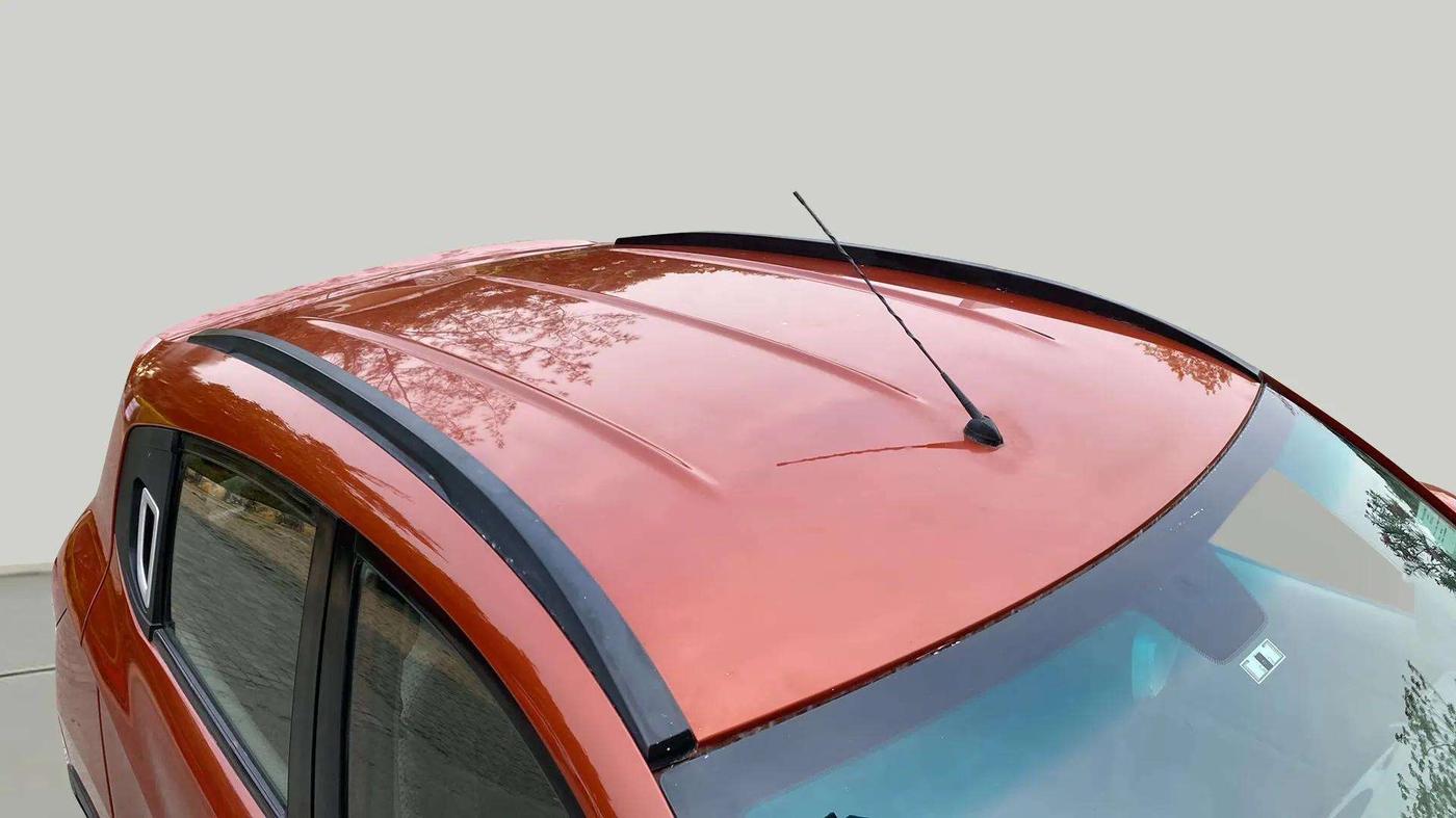 2016 Mahindra Kuv100 K8 6 STR, Petrol, Manual, 36,558 km, Roof