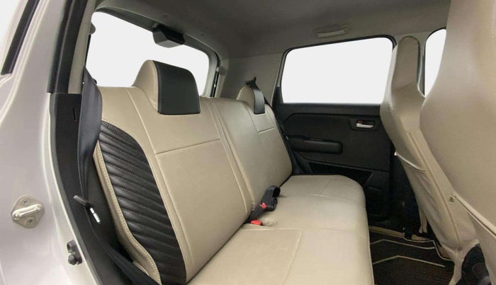 2021 Maruti New Wagon-R ZXI 1.2, Petrol, Manual, 44,933 km, Right Side Rear Door Cabin