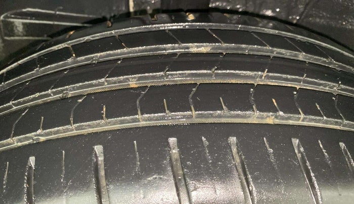 2021 Tata PUNCH ACCOMPLISHED AMT, Petrol, Automatic, 27,022 km, Right Rear Tyre Tread