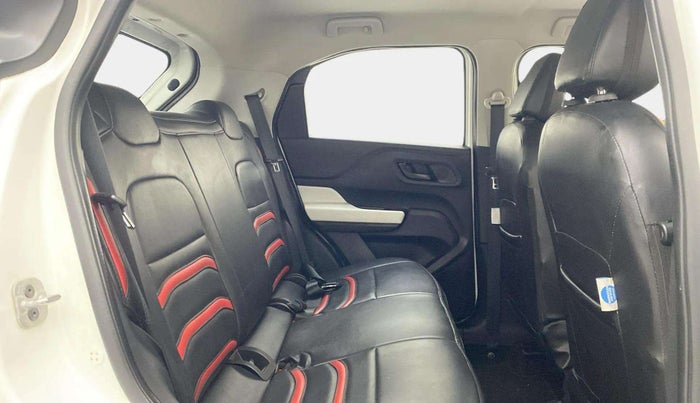 2021 Tata PUNCH ACCOMPLISHED AMT, Petrol, Automatic, 27,022 km, Right Side Rear Door Cabin