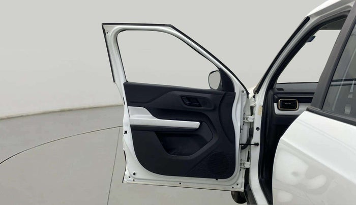 2021 Tata PUNCH ACCOMPLISHED AMT, Petrol, Automatic, 27,022 km, LHS Front Door