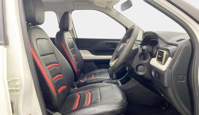 2021 Tata PUNCH ACCOMPLISHED AMT, Petrol, Automatic, 27,022 km, Right Side Front Door Cabin