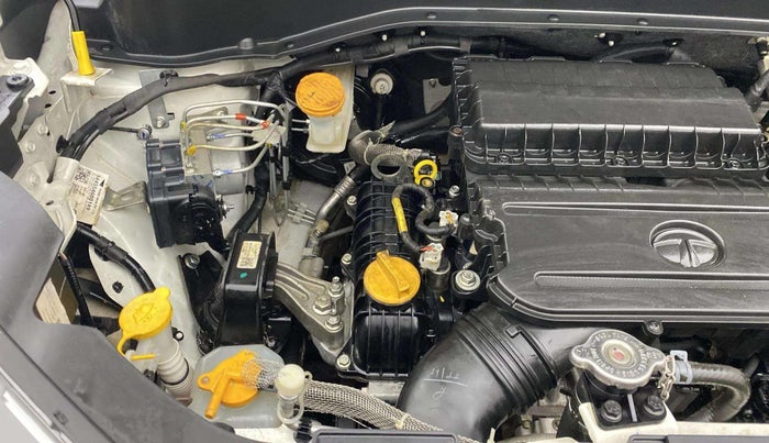 2021 Tata PUNCH ACCOMPLISHED AMT, Petrol, Automatic, 27,022 km, Engine View - Right