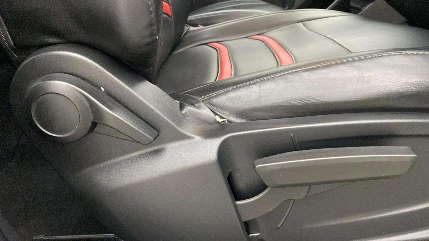 2021 Tata PUNCH ACCOMPLISHED AMT, Petrol, Automatic, 27,022 km, Driver Side Adjustment Panel