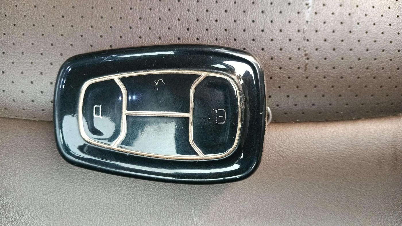 2019 Tata Harrier XZ 2.0L, Diesel, Manual, 1,08,824 km, Key Close Up