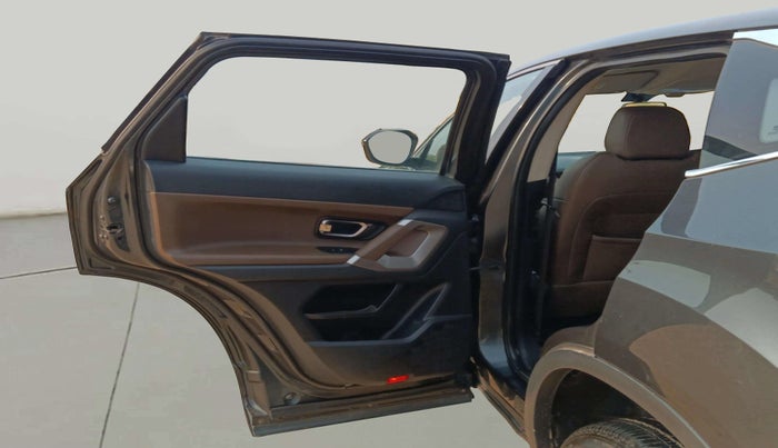 2019 Tata Harrier XZ 2.0L, Diesel, Manual, 1,08,414 km, LHS Rear Door