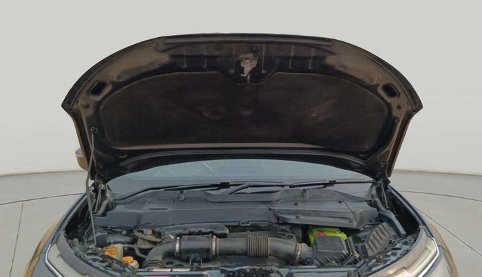 2019 Tata Harrier XZ 2.0L, Diesel, Manual, 1,08,414 km, Open Bonet