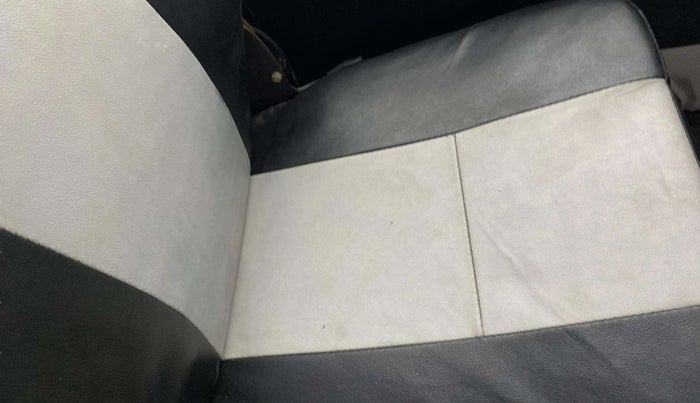 2020 Maruti Eeco 5 STR WITH A/C+HTR, Petrol, Manual, 31,035 km, Second-row right seat - Seat Belt Missing